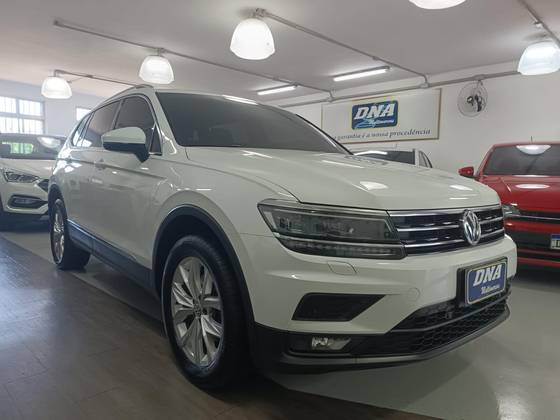 VOLKSWAGEN TIGUAN 1.4 250 TSI TOTAL FLEX ALLSPACE COMFORTLINE TIPTRONIC